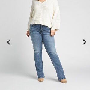 Silver Jeans Elyse Slim Boot Mid-rise size 14W/33L